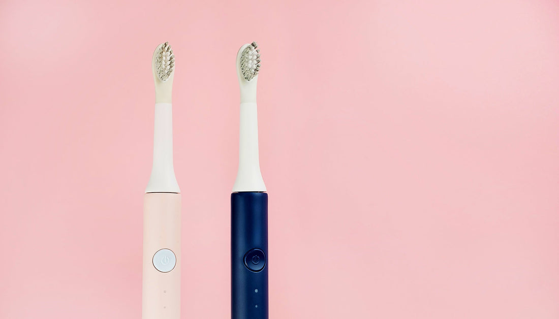The Ultimate Guide to Electric Toothbrushes: History, Benefits and Comparisons
